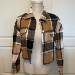 New without tags flannel cropped jacket